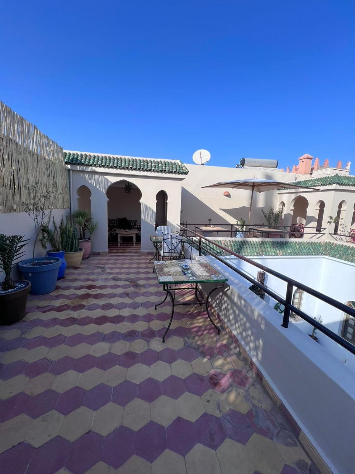 Dar Sydney Bed & Breakfast Marrakesh Exterior photo